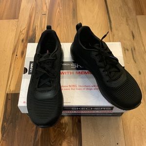 Skechers Bobs Sport Women’s Black Memory Foam Sneakers size 7.5 wide